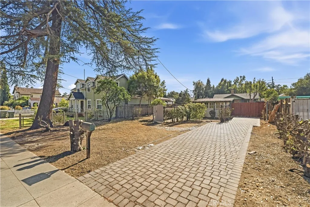 Additional image 24 of 165 S Meridith Avenue, Pasadena, CA 91106