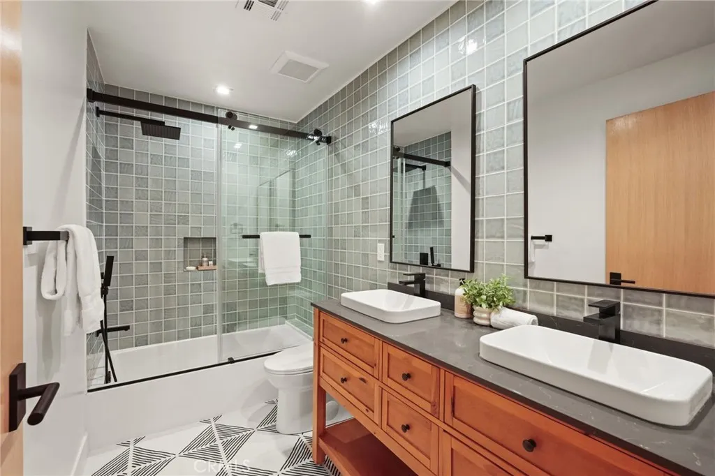 Additional image 39 of 15609 Huston Street, Encino, CA 91436