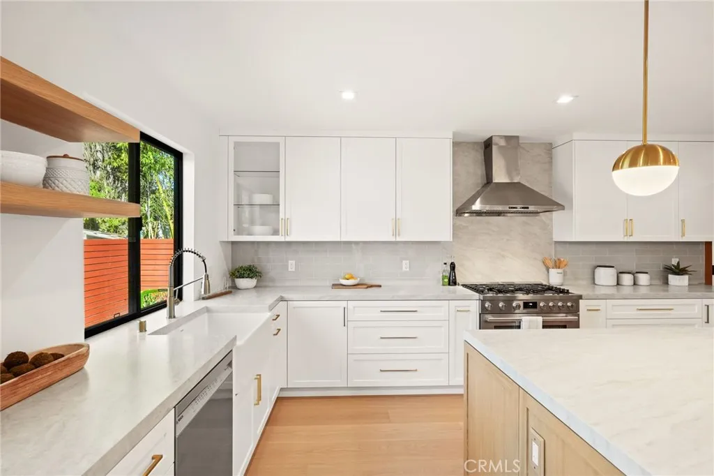 Additional image 15 of 15609 Huston Street, Encino, CA 91436