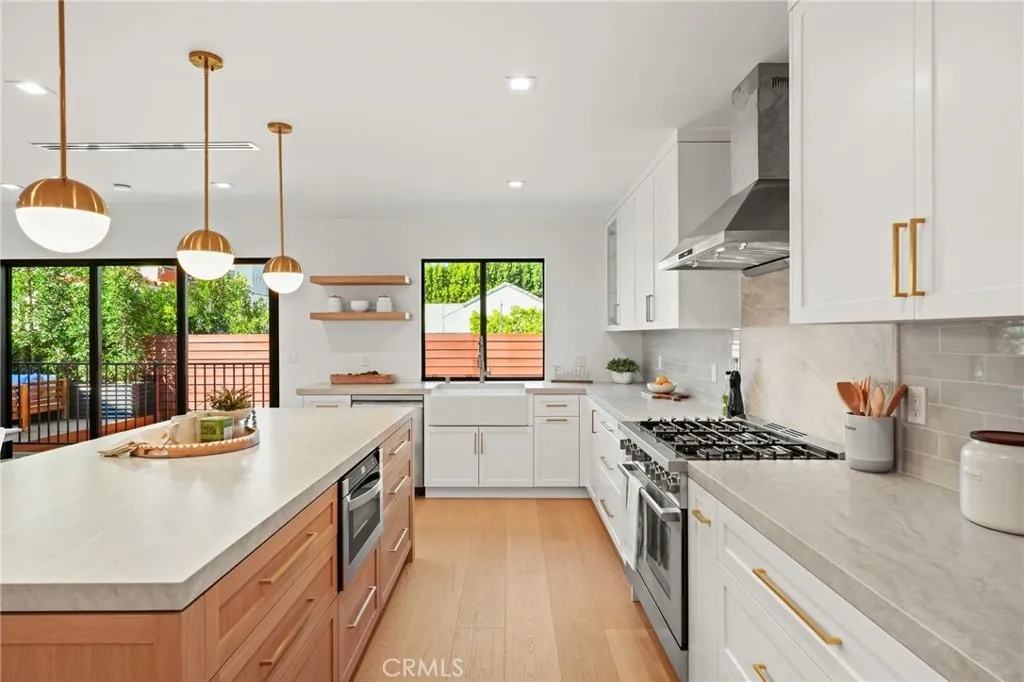 Additional image 61 of 15609 Huston Street, Encino, CA 91436