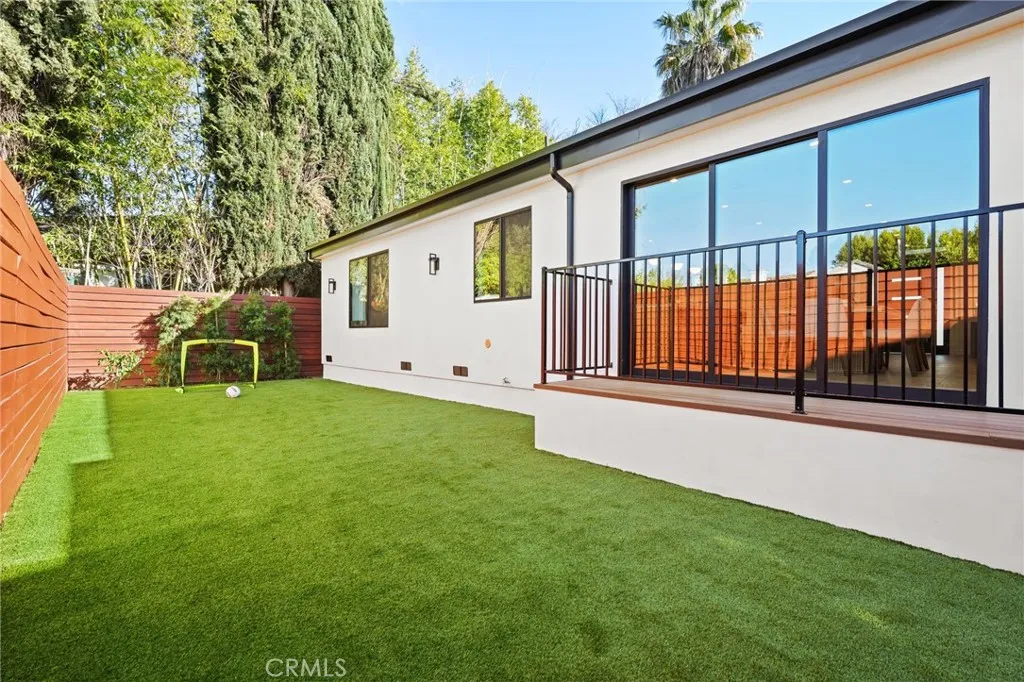 Additional image 88 of 15609 Huston Street, Encino, CA 91436