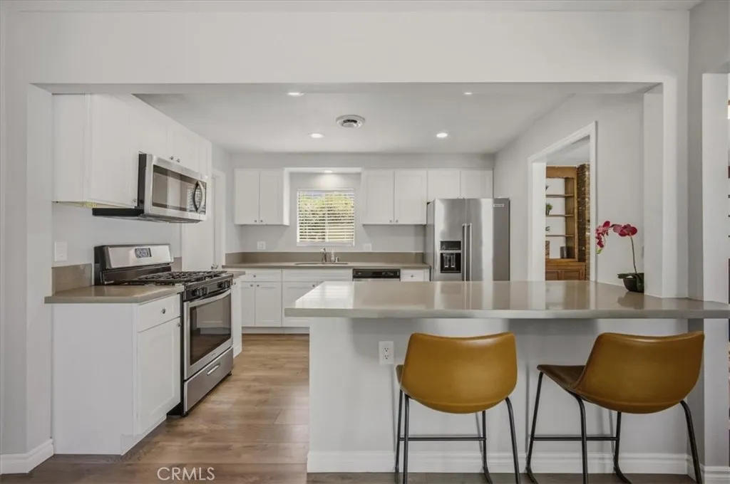 Additional image 54 of 188 E Green St, Claremont, CA 91711