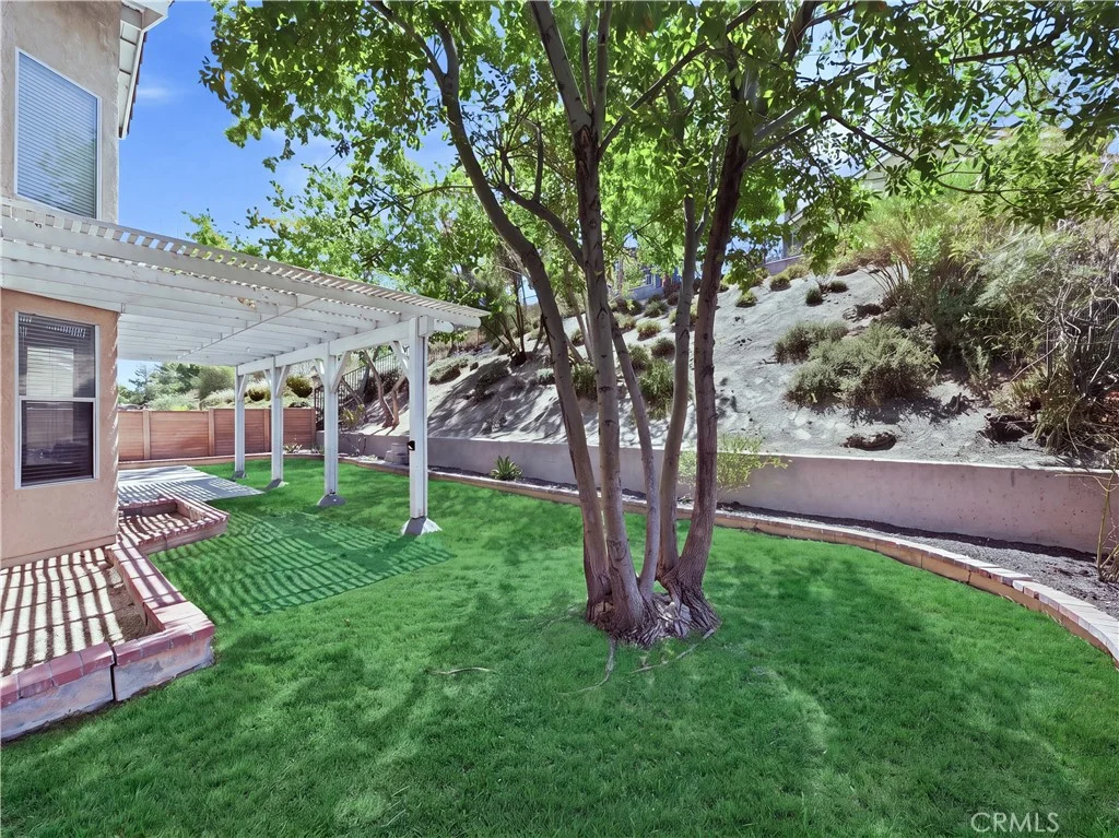 1820 Dawnridge Court, Palmdale, CA 93551