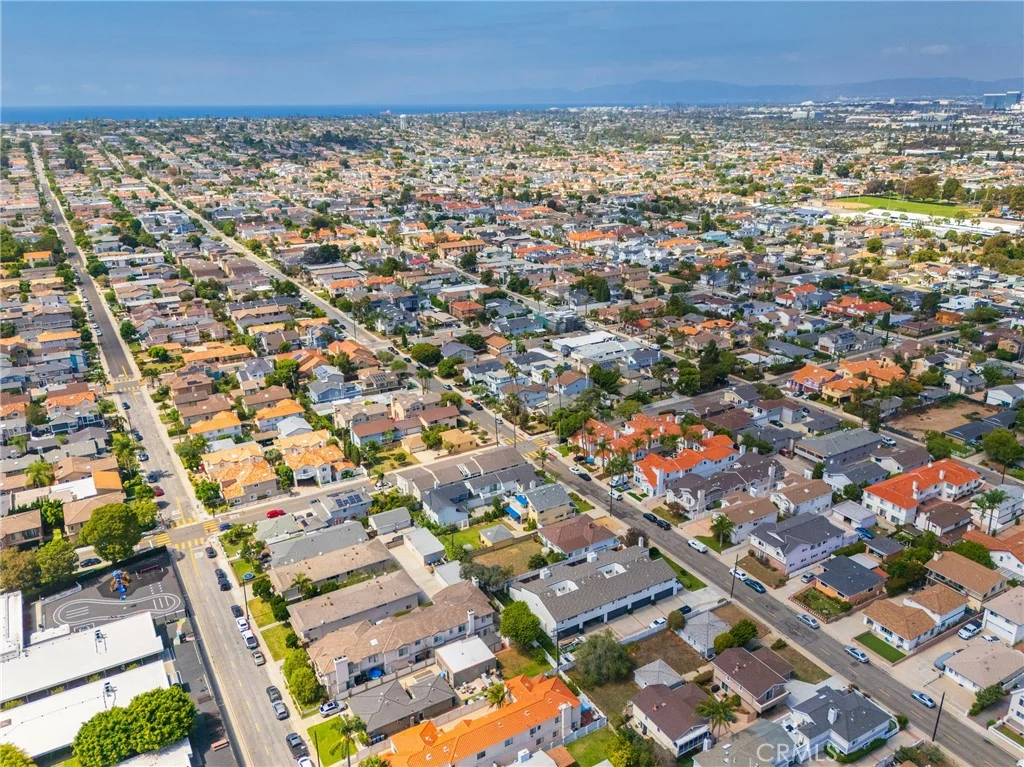 2412 Voorhees Ave, Redondo Beach, CA 90278
