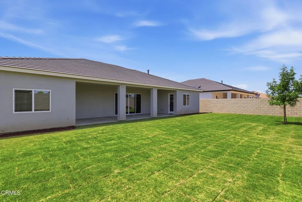 7516 Ruthburg Way, Bakersfield, CA 93314