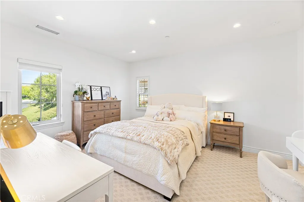 Additional image 121 of 26 View Terrace, Irvine, CA 92603