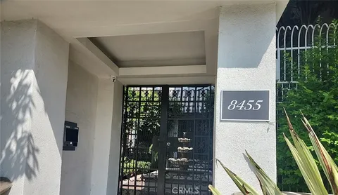 8455 Fountain Avenue 108, West Hollywood, CA 90069 - MLS#: MB23188575