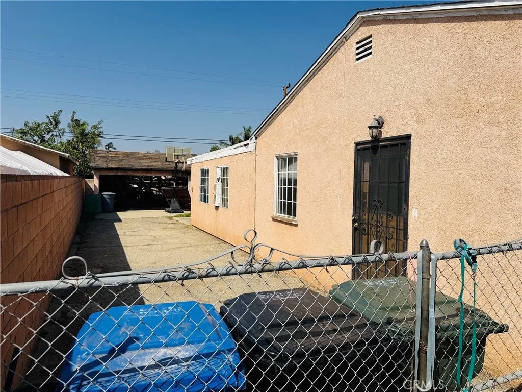 213 S Murray Ave, Azusa, CA 91702