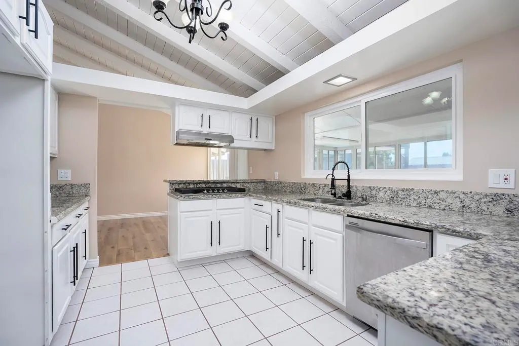 Additional image 10 of 6732 Jackson Dr, San Diego, CA 92119