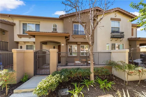 17 Chandon Unit 43, Irvine, CA 92602 - MLS#: OC25041994