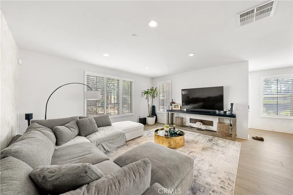 Additional image 30 of 120 Novel, Irvine, CA 92618