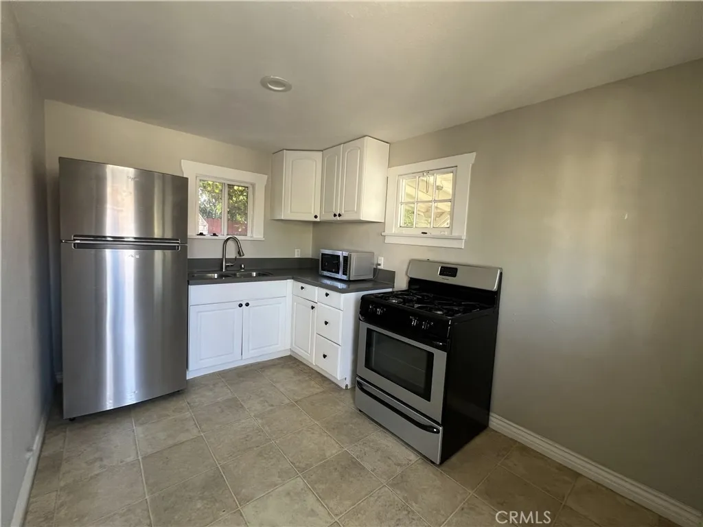 Additional image 5 of 128 N Ivy Ave, Monrovia, CA 91016