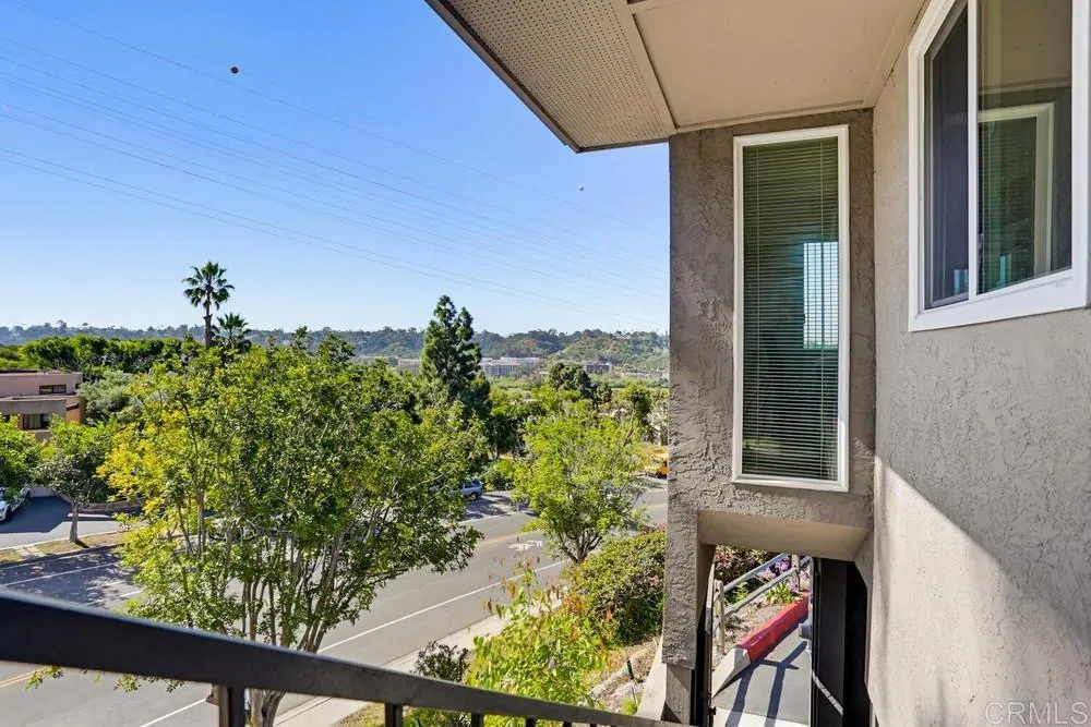 Additional image 73 of 6394 Caminito Lazaro, San Diego, CA 92111