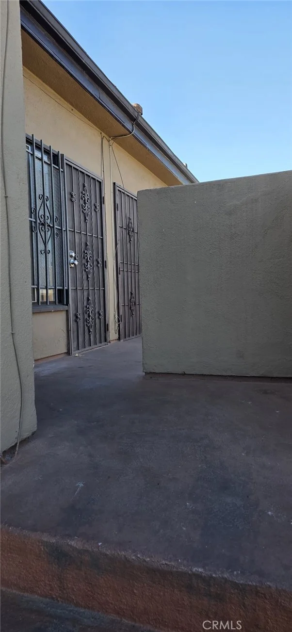 5908 Crenshaw Blvd, Los Angeles, CA 90043