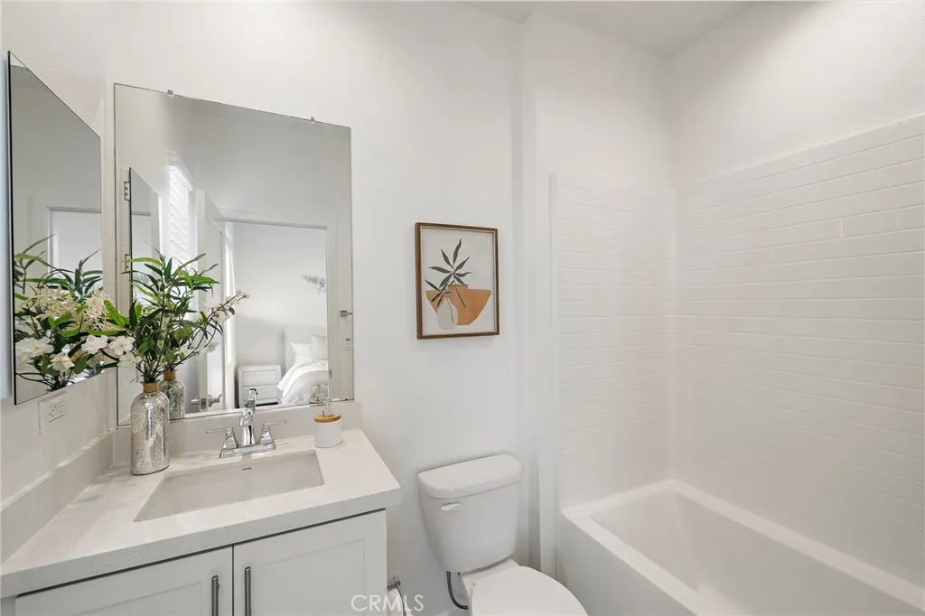 Additional image 43 of 116 Epic, Irvine, CA 92618