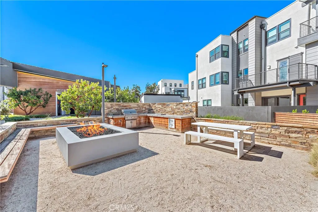 Additional image 48 of 116 Epic, Irvine, CA 92618