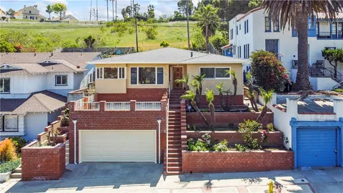 2021 Elanita Drive, San Pedro, CA MLS: SB25090243