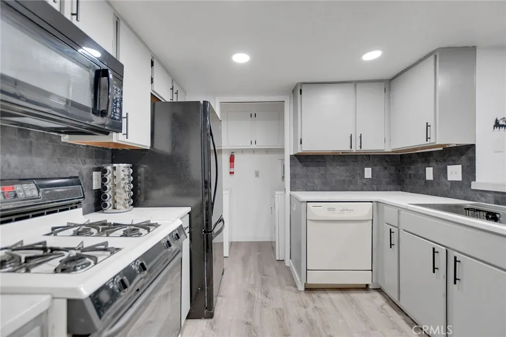 Additional image 9 of 254 E Fern Avenue Unit 107, Redlands, CA 92373