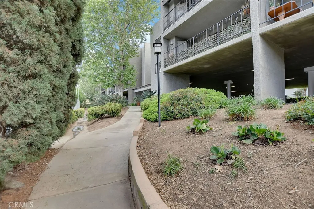 Additional image 29 of 254 E Fern Avenue Unit 107, Redlands, CA 92373