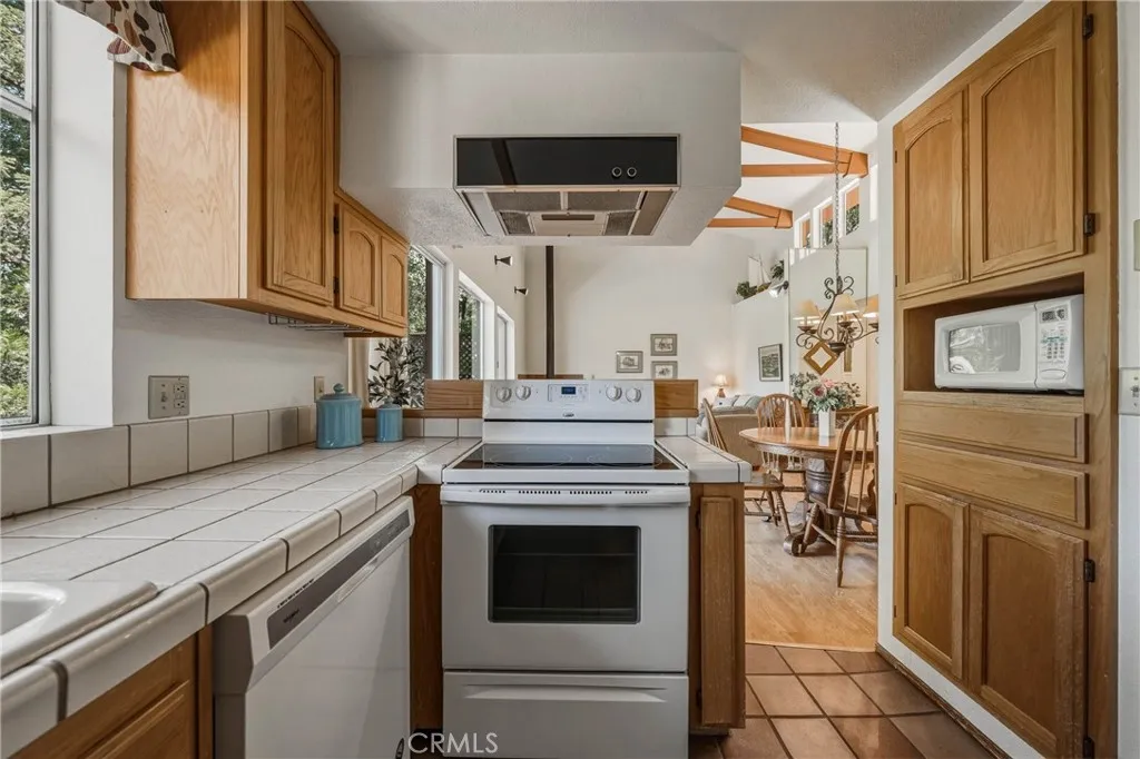 Additional image 60 of 2944 Buckingham Dr, Kelseyville, CA 95451