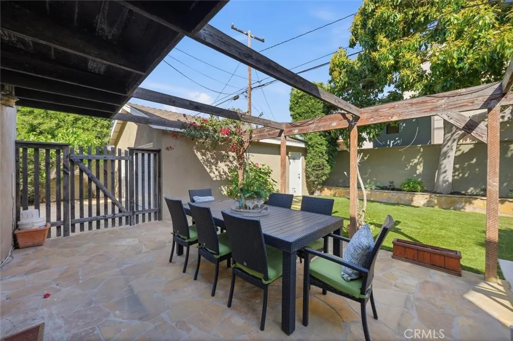 1808 Manzanita Lane, Manhattan Beach, CA 90266