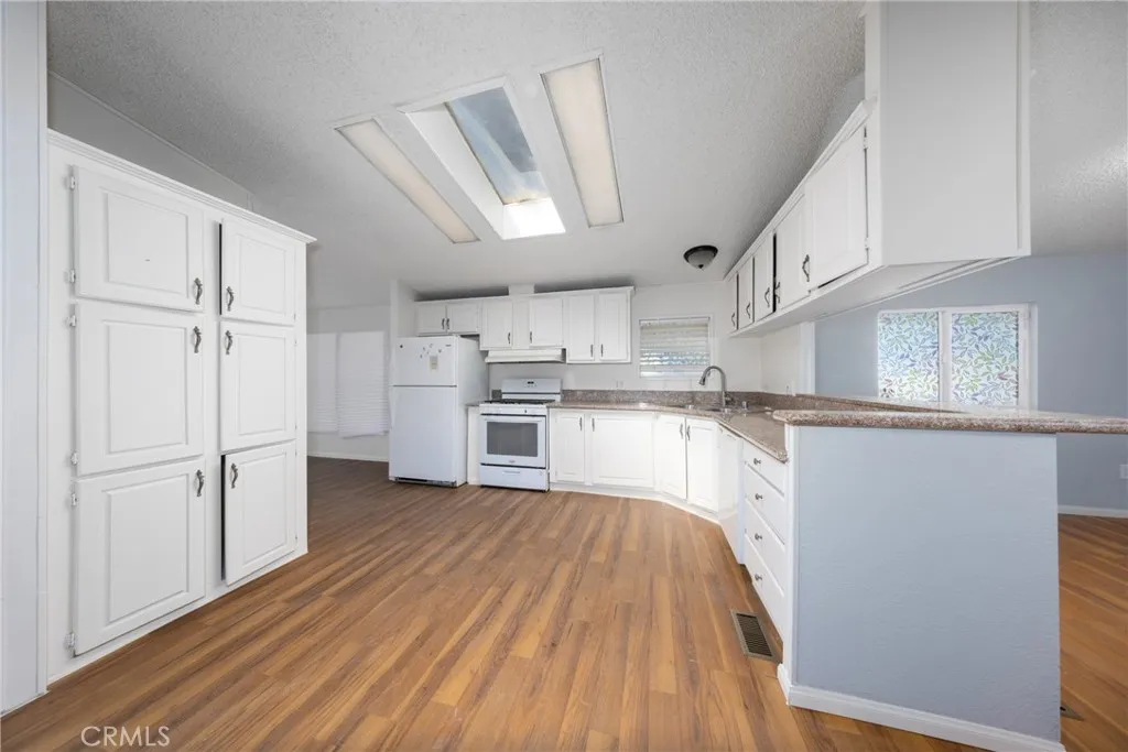 Additional image 25 of 16278 Wimbleton Dr, Victorville, CA 92395