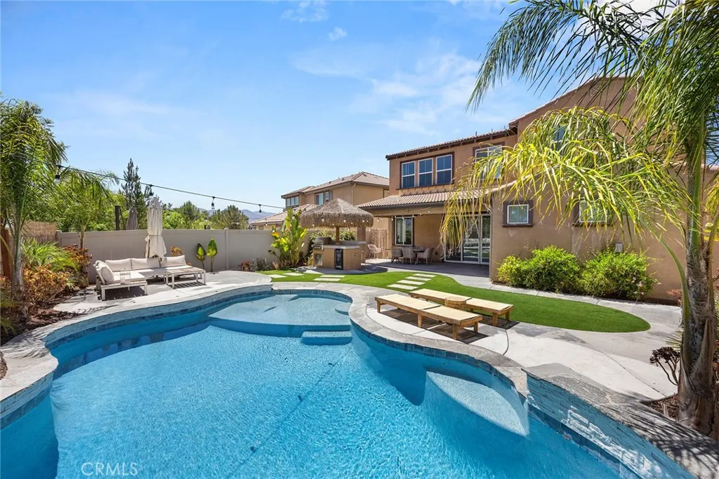39550 Strada Scala, Lake Elsinore, CA 92532