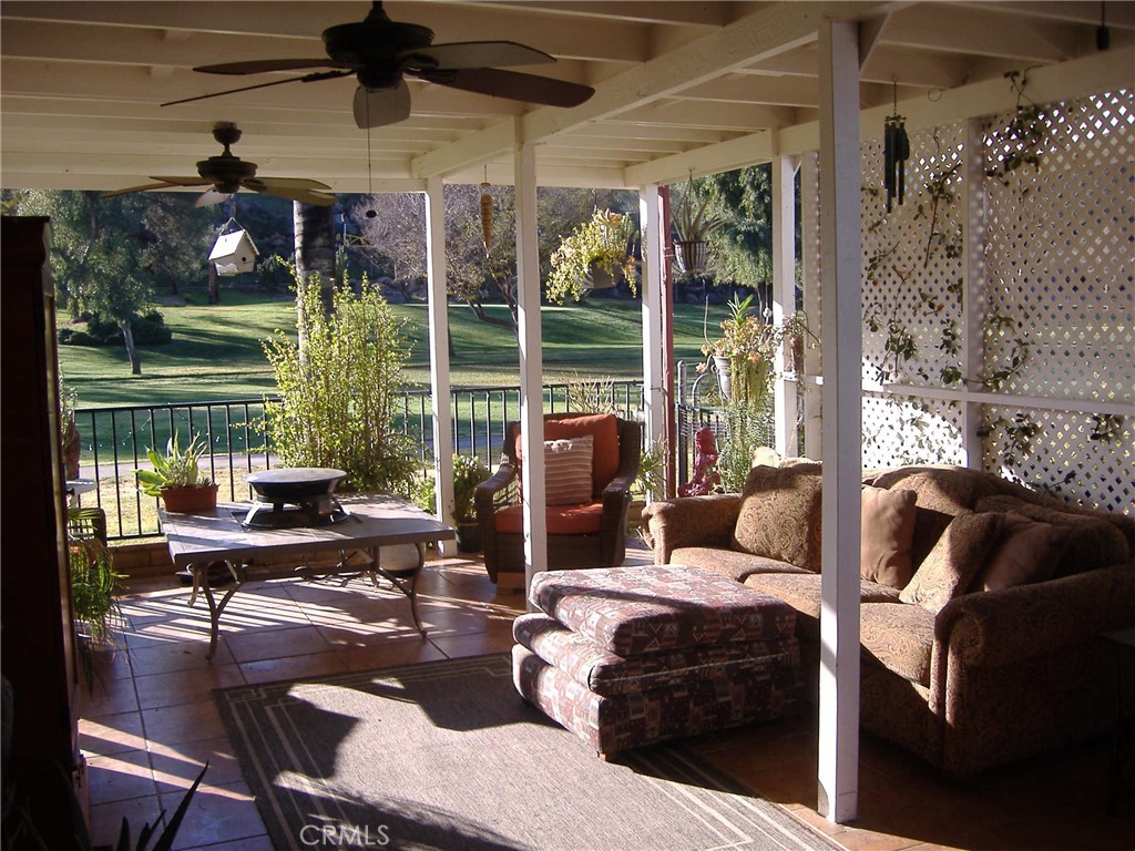 30821 Paradise Palm Avenue, Homeland, CA 92548 - MLS#: EV22259567