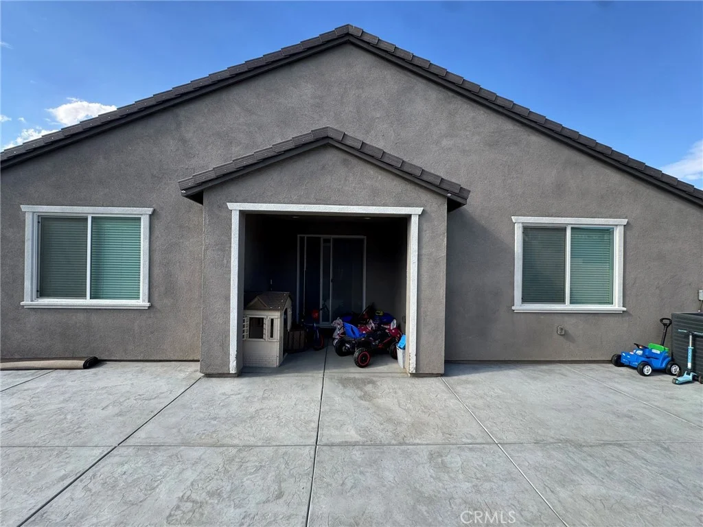 11907 Caleta Way, Victorville, CA 92392