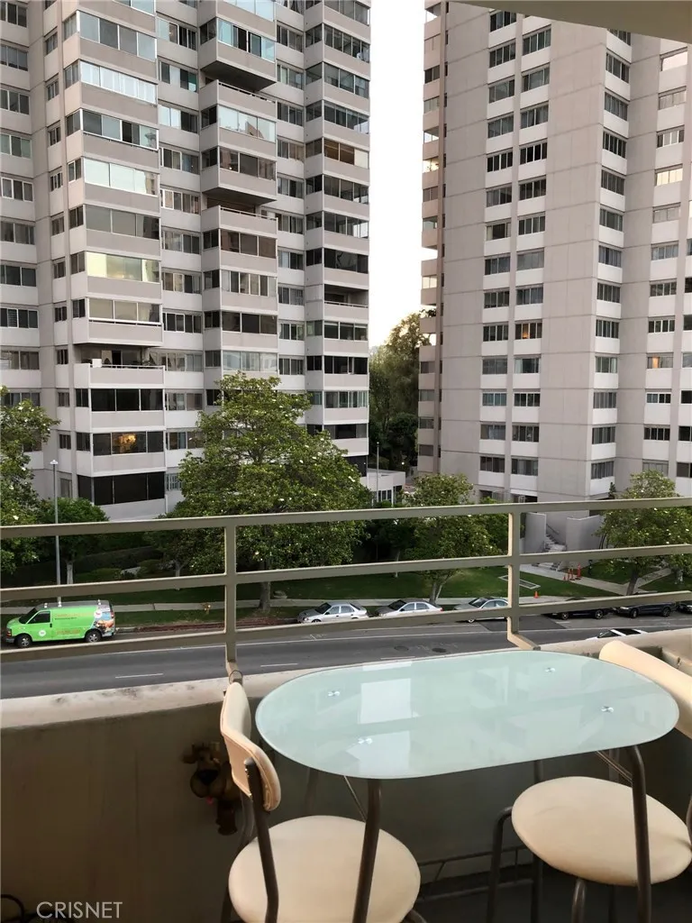 10336 Wilshire Boulevard Unit 401, Los Angeles, CA 90024