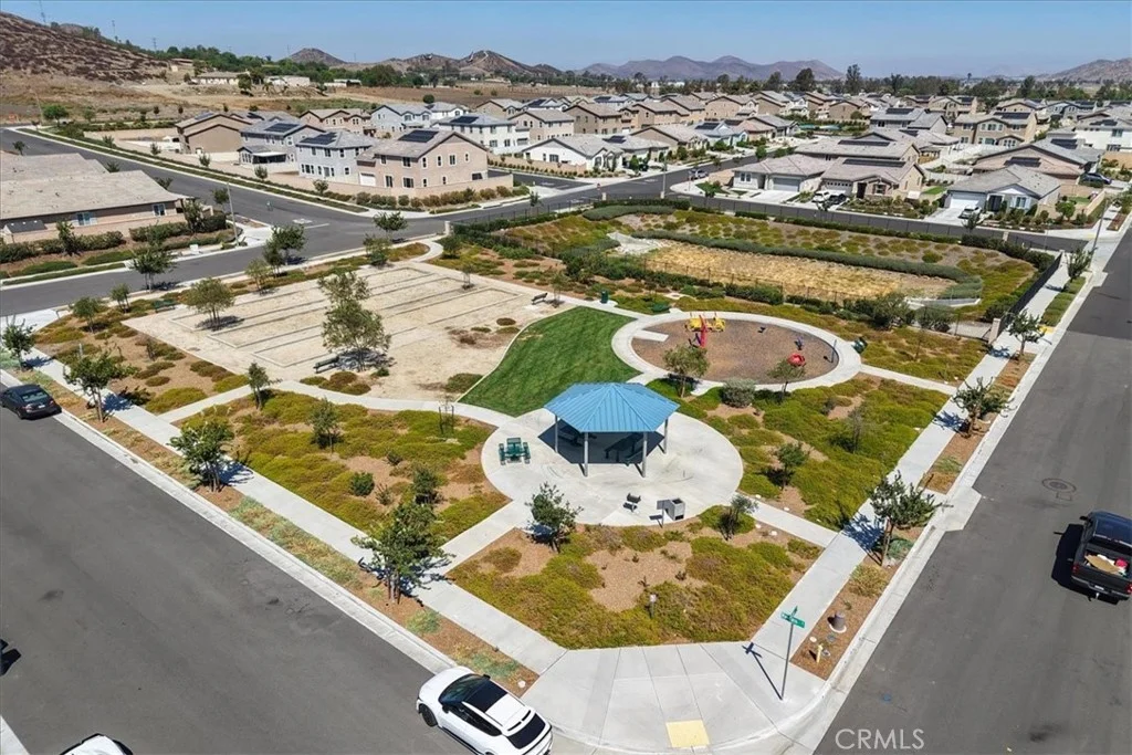 32500 Mckiernan Ln, Menifee, CA 92584
