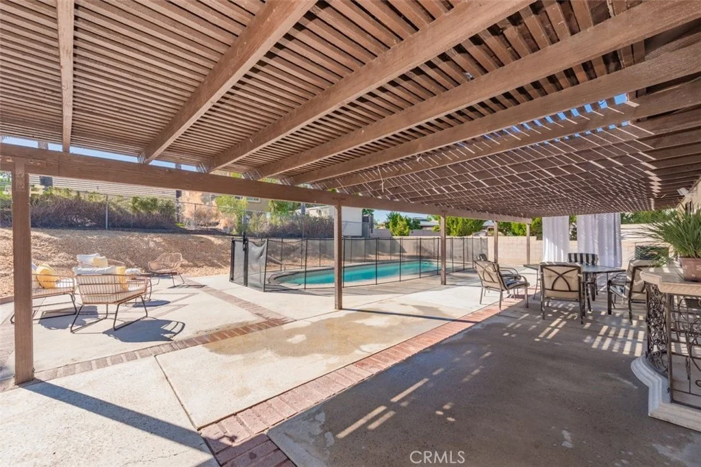 29961 Vacation Dr, Canyon Lake, CA 92587