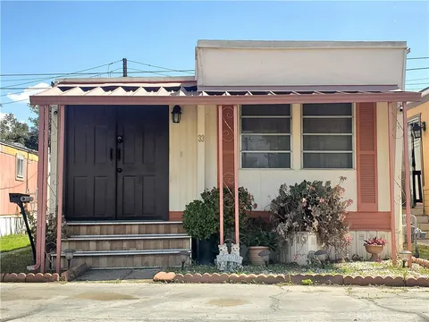 9861 Mission Blvd Unit 33, Riverside, CA MLS: IV25050020