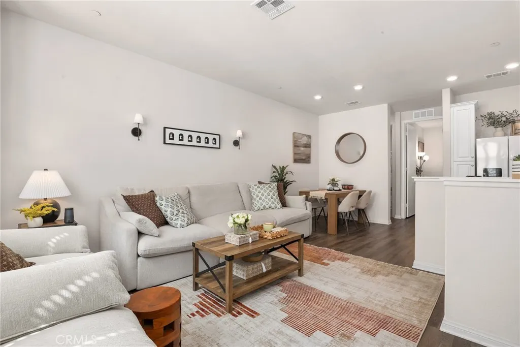 Additional image 37 of 14104 W Birch Lane, Van Nuys, CA 91405