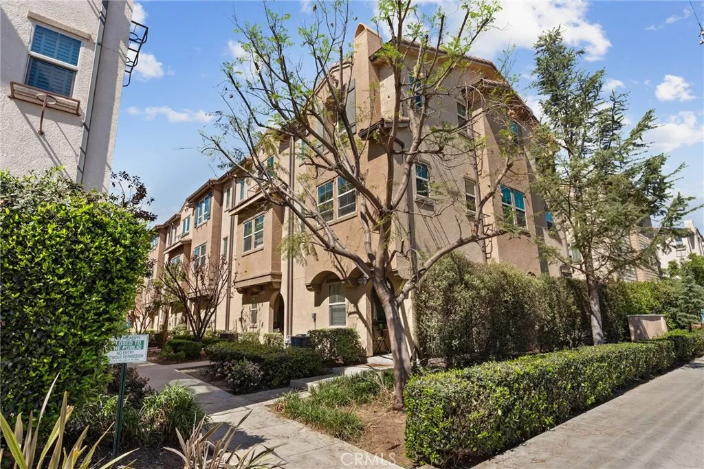 Additional image 3 of 14104 W Birch Lane, Van Nuys, CA 91405