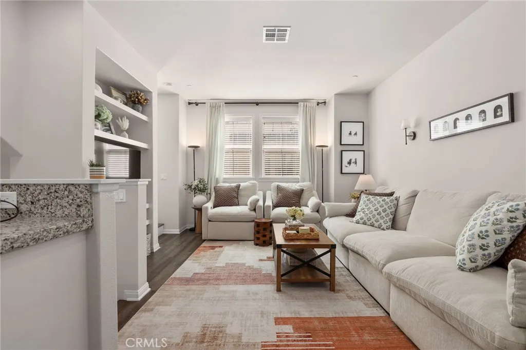 Additional image 8 of 14104 W Birch Lane, Van Nuys, CA 91405