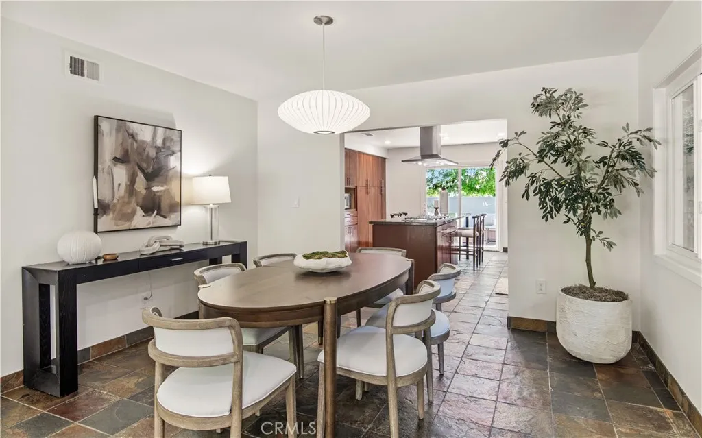 Additional image 22 of 905 N Hillside, Long Beach, CA 90815