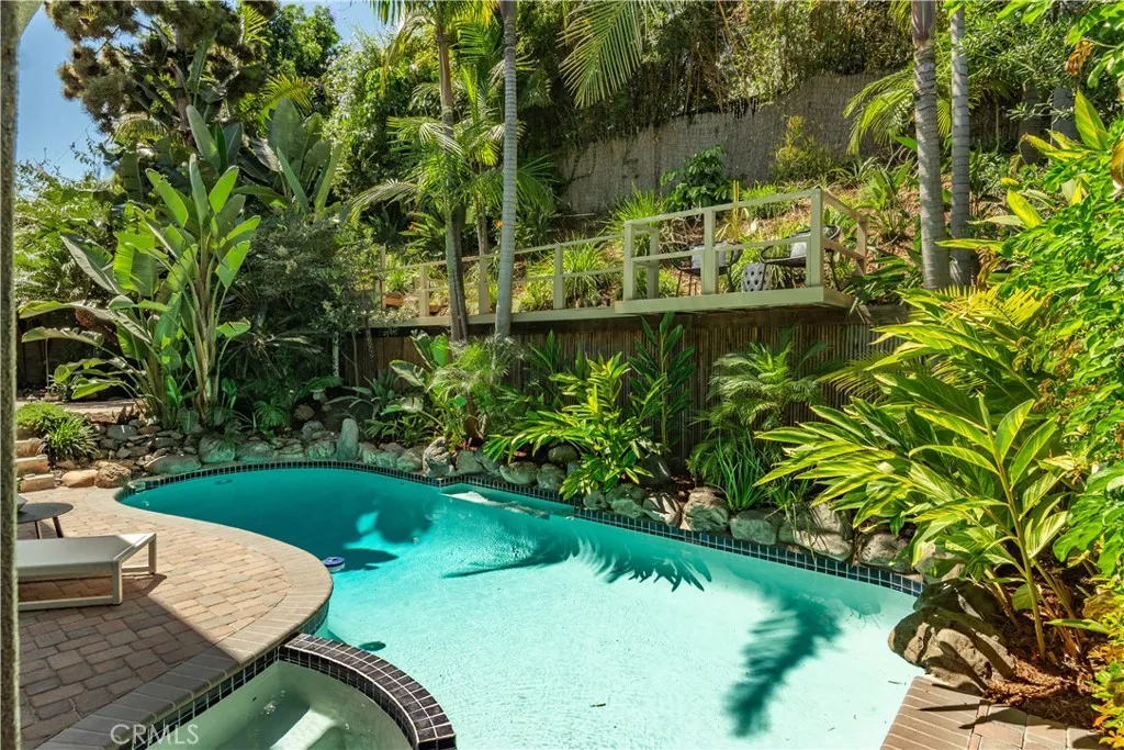 Additional image 104 of 905 N Hillside, Long Beach, CA 90815