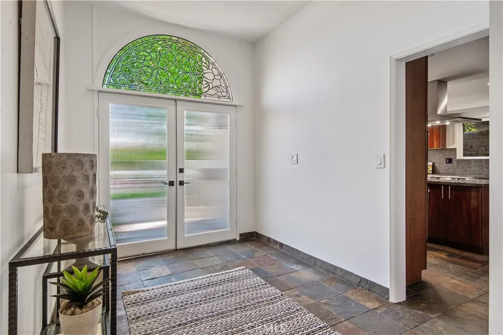 Additional image 14 of 905 N Hillside, Long Beach, CA 90815