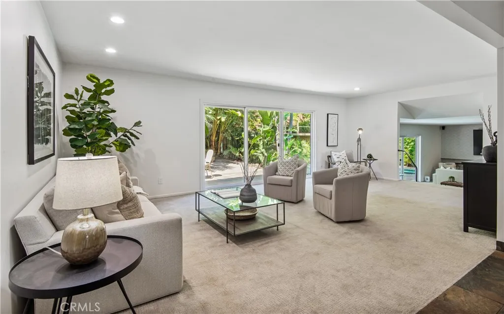 Additional image 18 of 905 N Hillside, Long Beach, CA 90815