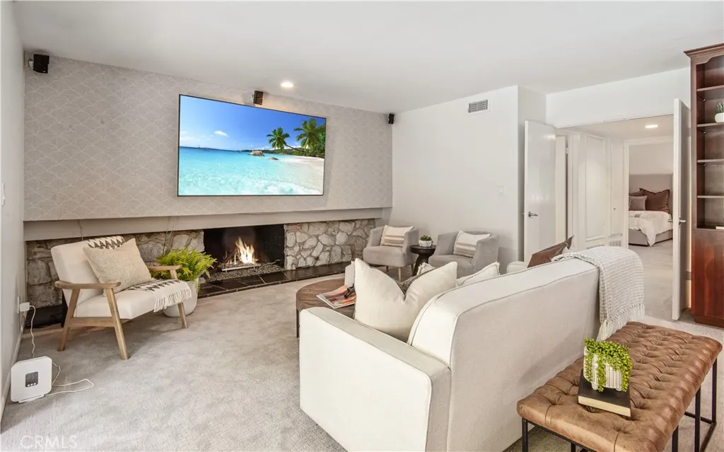 Additional image 84 of 905 N Hillside, Long Beach, CA 90815