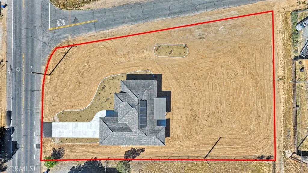 21960 Ramona, Apple Valley, CA 92307