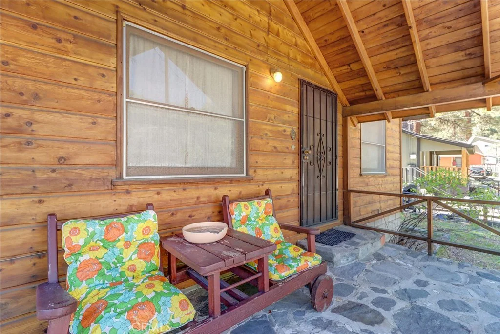1469 Ross St, Wrightwood, CA 92397