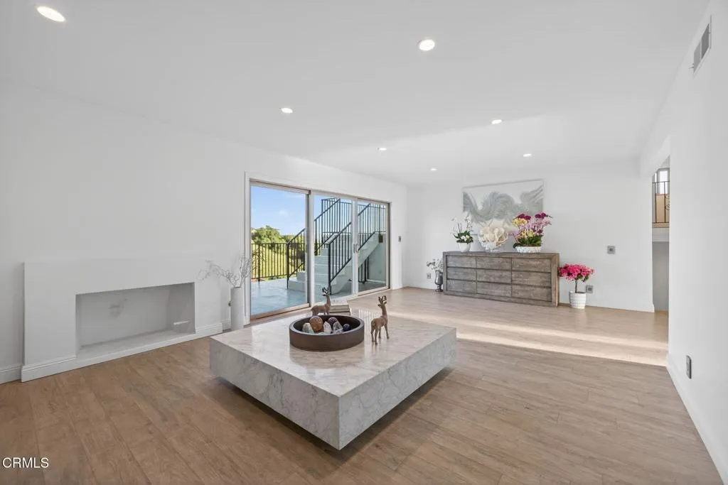 Additional image 101 of 542 Valley View Way, Ventura, CA 93003