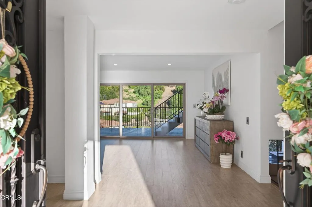 Additional image 21 of 542 Valley View Way, Ventura, CA 93003