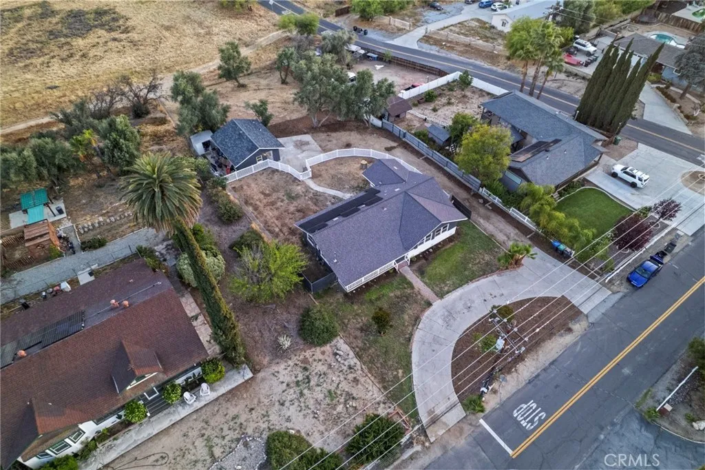 41747 Crest Dr, Hemet, CA 92544