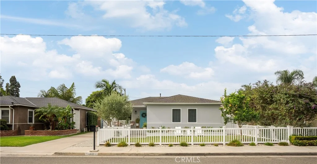 339 E 19th St, Costa Mesa, CA 92627