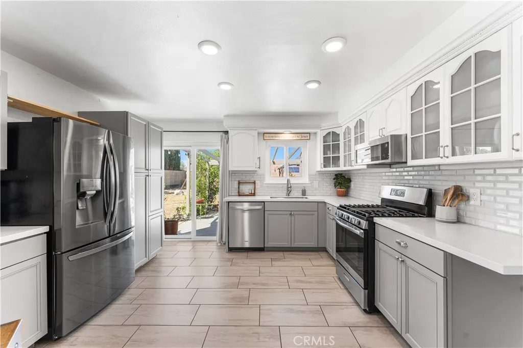 Additional image 68 of 6205 Corinthian Pl, Lancaster, CA 93536