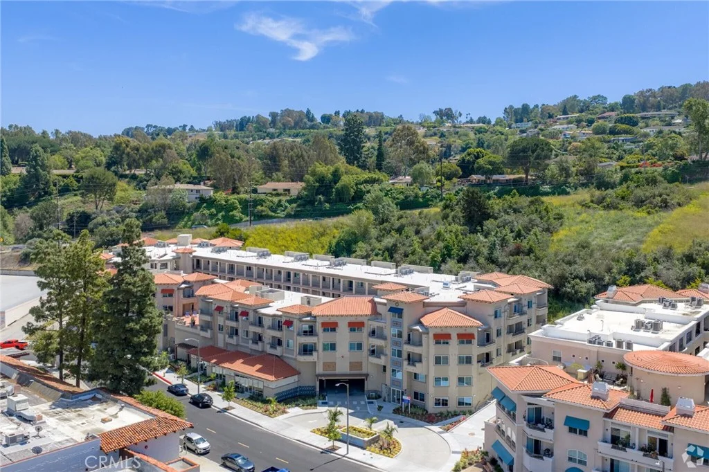 927 Deep Valley Drive Unit 124, Rolling Hills Estates, CA 90274