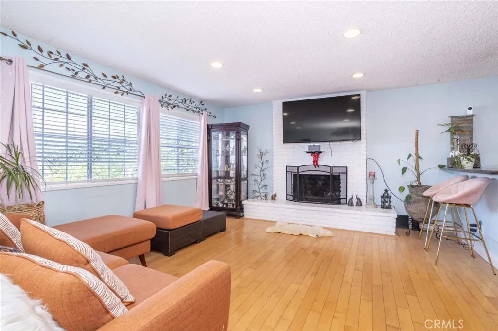 Additional image 34 of 10454 Alabama Ave, Chatsworth, CA 91311